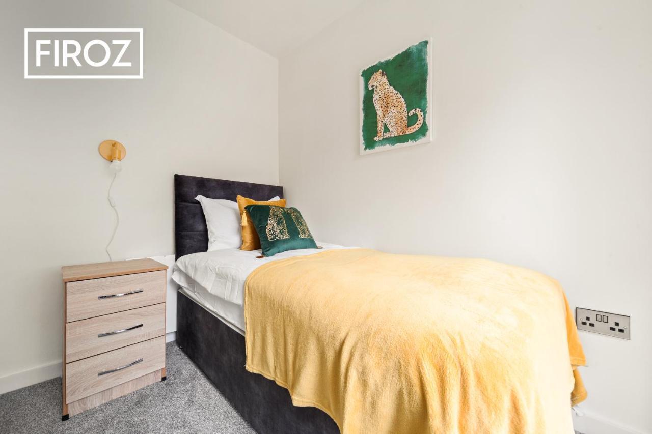 Spacious 4 Bedroom 3 Bath House For Families & Contractors With Free Parking, Fast Wi-Fi & Netflix By Firoz Property Management Leeds  Kültér fotó