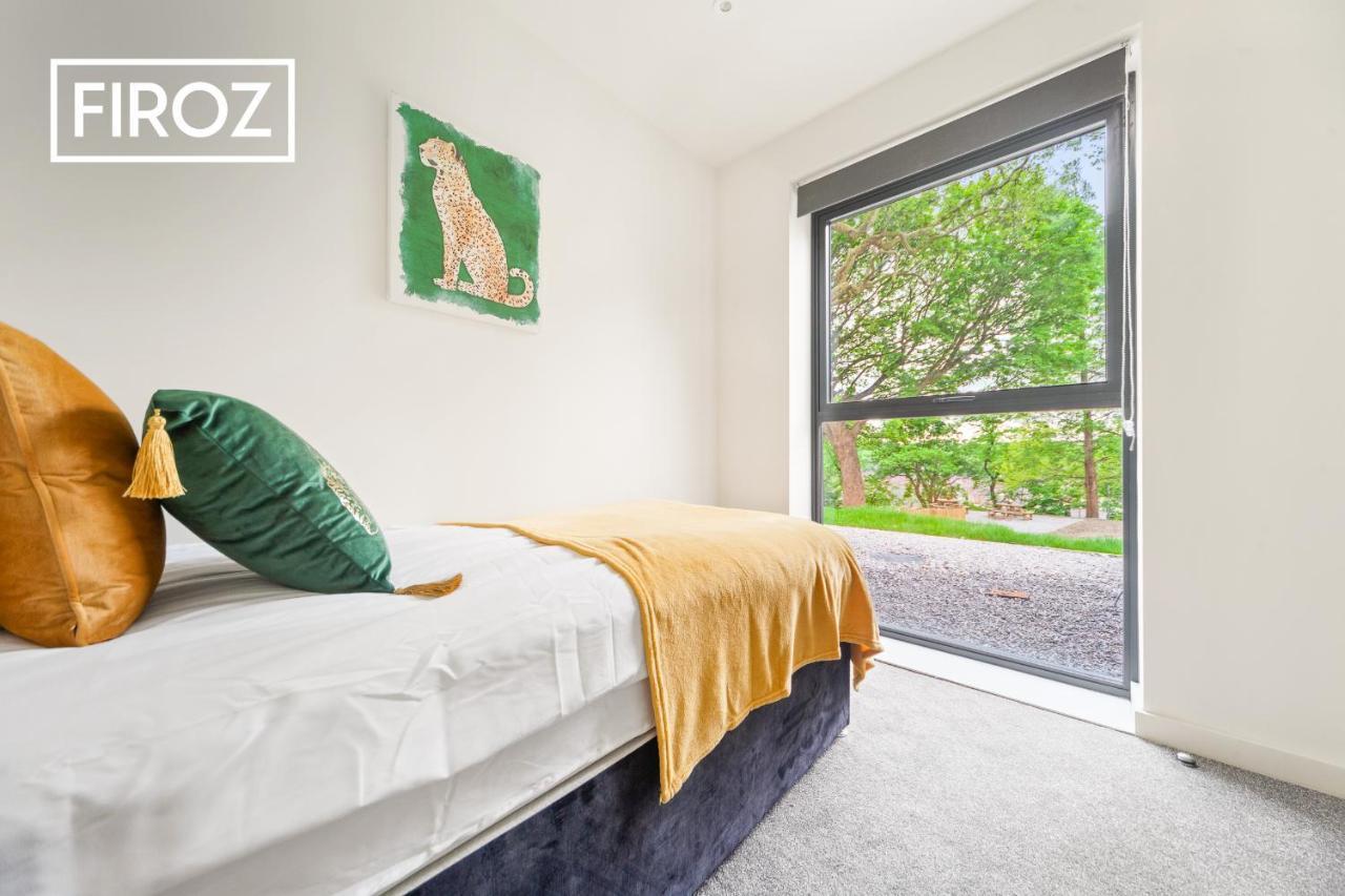 Spacious 4 Bedroom 3 Bath House For Families & Contractors With Free Parking, Fast Wi-Fi & Netflix By Firoz Property Management Leeds  Kültér fotó