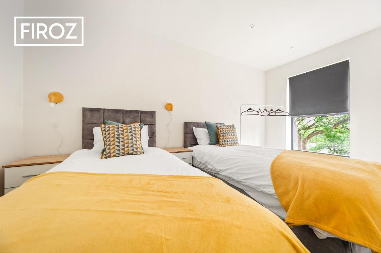Spacious 4 Bedroom 3 Bath House For Families & Contractors With Free Parking, Fast Wi-Fi & Netflix By Firoz Property Management Leeds  Kültér fotó