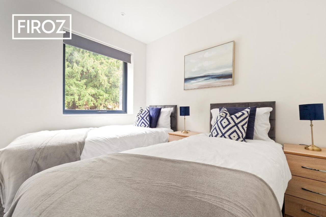 Spacious 4 Bedroom 3 Bath House For Families & Contractors With Free Parking, Fast Wi-Fi & Netflix By Firoz Property Management Leeds  Kültér fotó