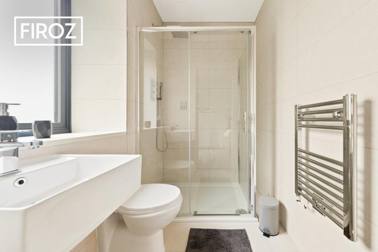 Spacious 4 Bedroom 3 Bath House For Families & Contractors With Free Parking, Fast Wi-Fi & Netflix By Firoz Property Management Leeds  Kültér fotó