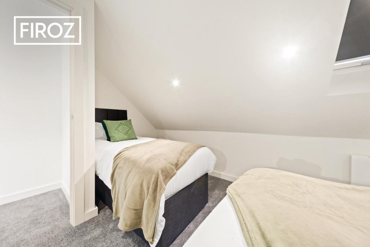 Spacious 4 Bedroom 3 Bath House For Families & Contractors With Free Parking, Fast Wi-Fi & Netflix By Firoz Property Management Leeds  Kültér fotó