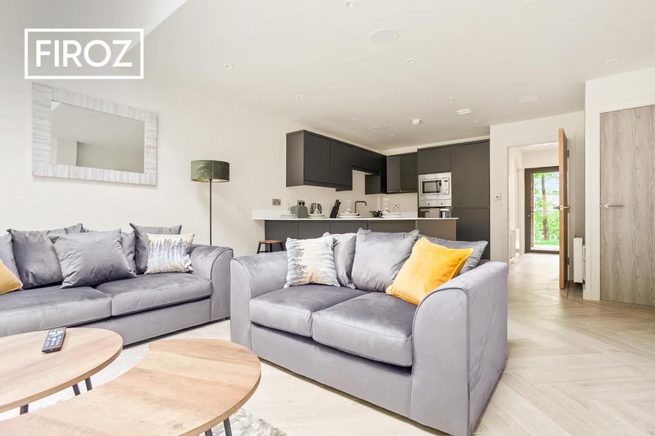 Spacious 4 Bedroom 3 Bath House For Families & Contractors With Free Parking, Fast Wi-Fi & Netflix By Firoz Property Management Leeds  Kültér fotó
