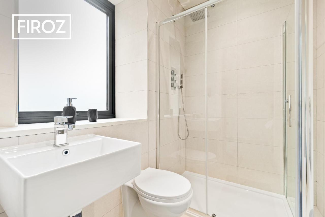 Spacious 4 Bedroom 3 Bath House For Families & Contractors With Free Parking, Fast Wi-Fi & Netflix By Firoz Property Management Leeds  Kültér fotó